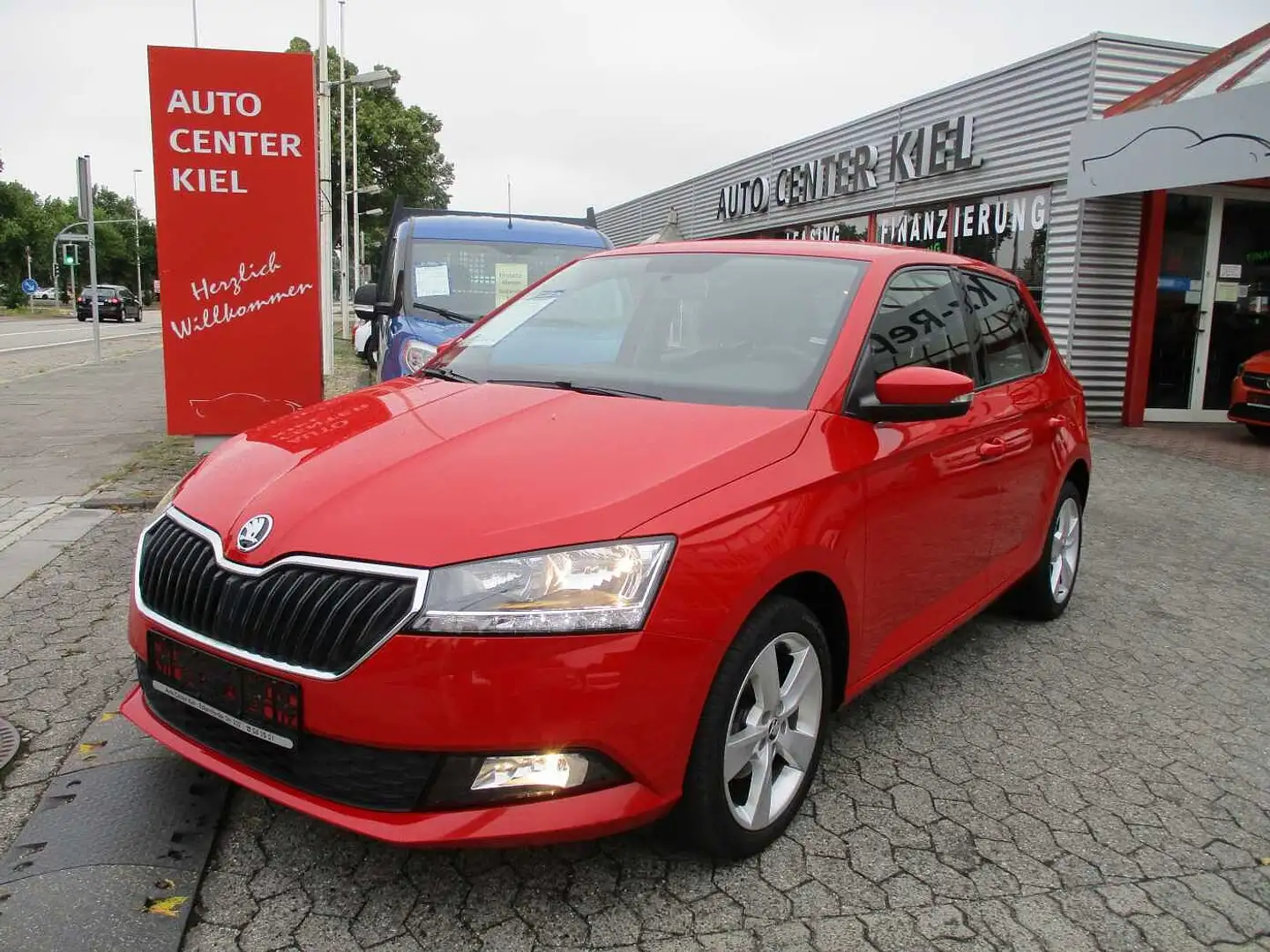Skoda Fabia 1.0 MPI Cool Plus *Klima*Sitzheizung Rot - 1