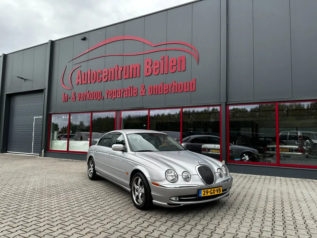 Jaguar S-Type 3.0 V6 / AUTOMAAT / DEALER ONDERHOUDEN / NAVI / JO, foto 2
