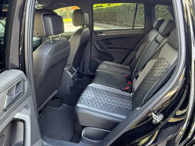 Volkswagen Tiguan view 8