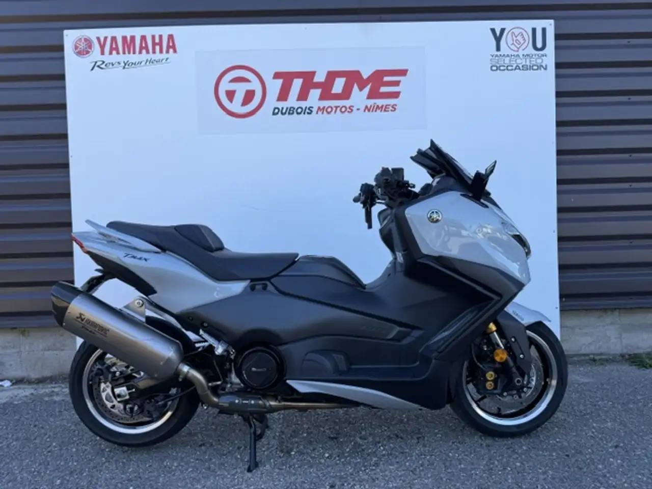 Yamaha Tmax 560
