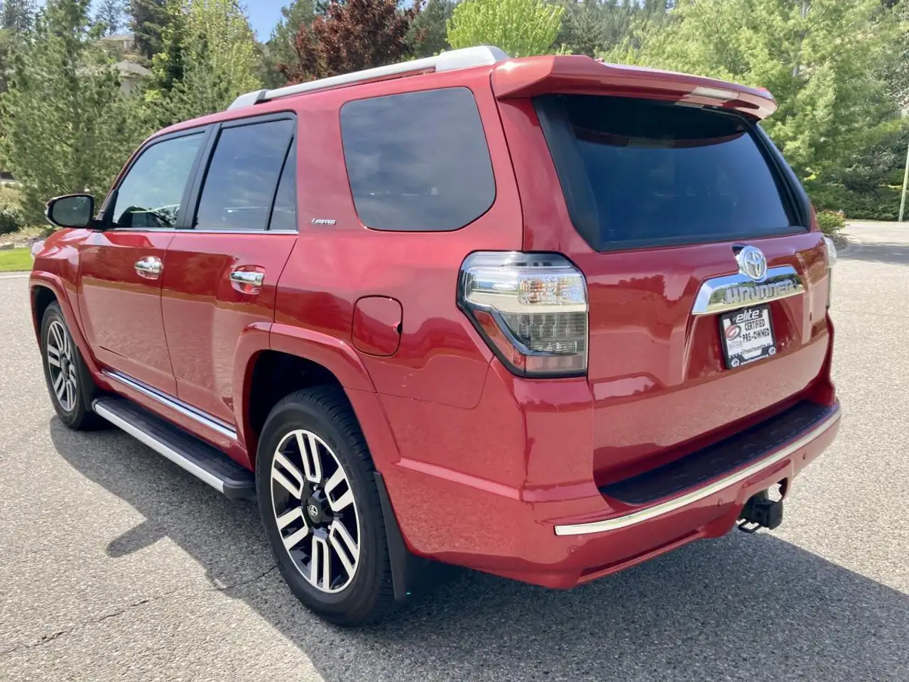Toyota 4-Runner снимка Toyota 4-Runner