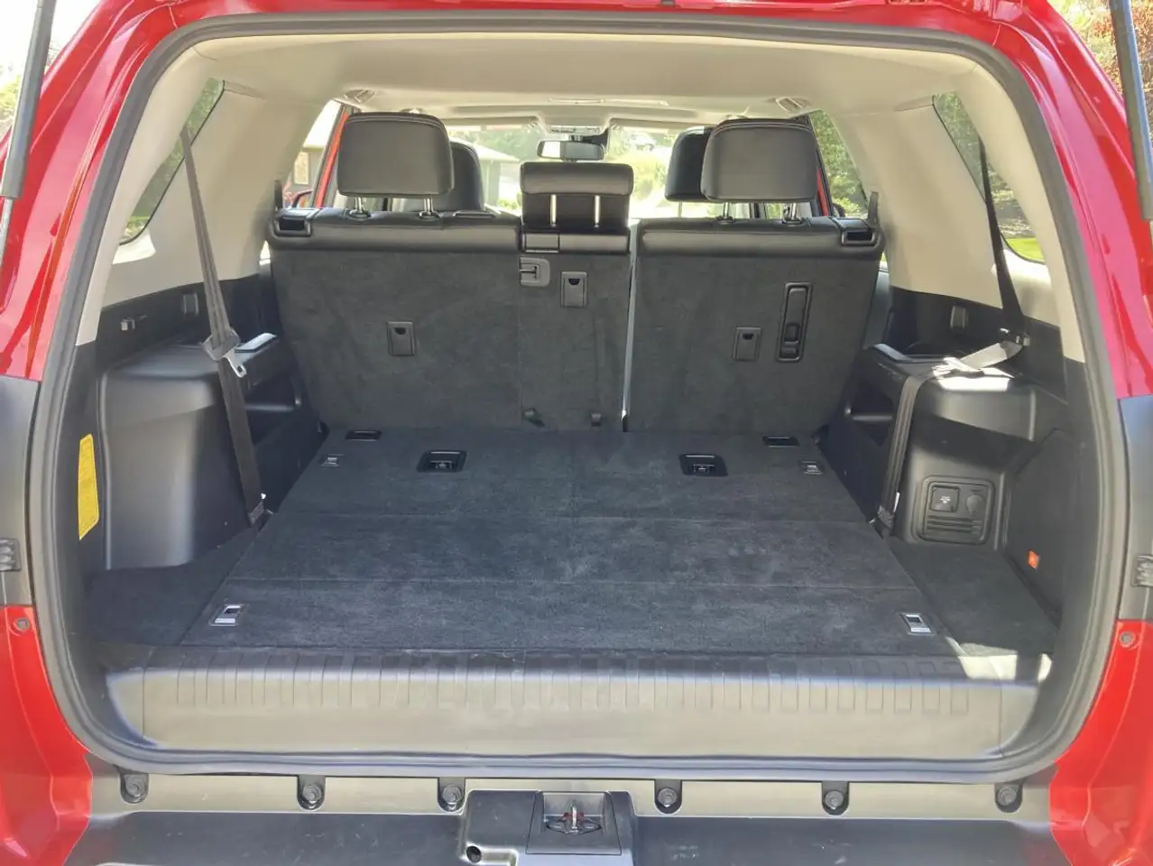Toyota 4-Runner снимка Toyota 4-Runner