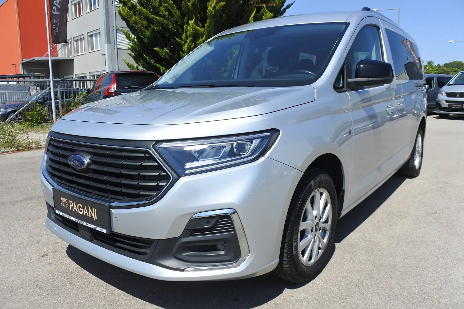 Ford Tourneo Connect Tourneo Connect 2,0 EcoBlue XL Titanium Silber - 2