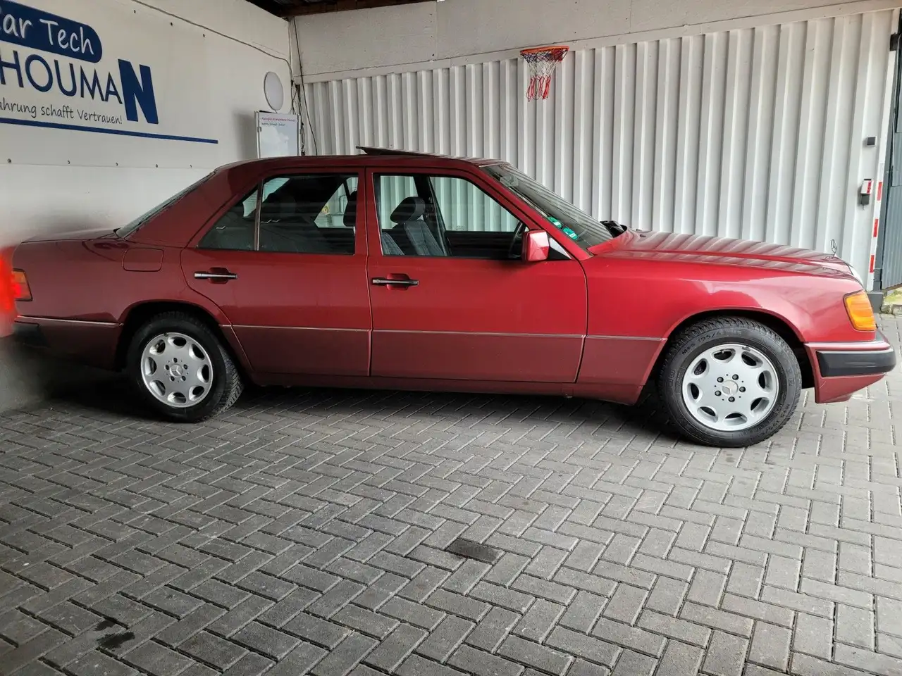 Mercedes-Benz 260 E*Automatik*Schiebedach*TÜV NEU*H-KENNZEICHEN, foto 9