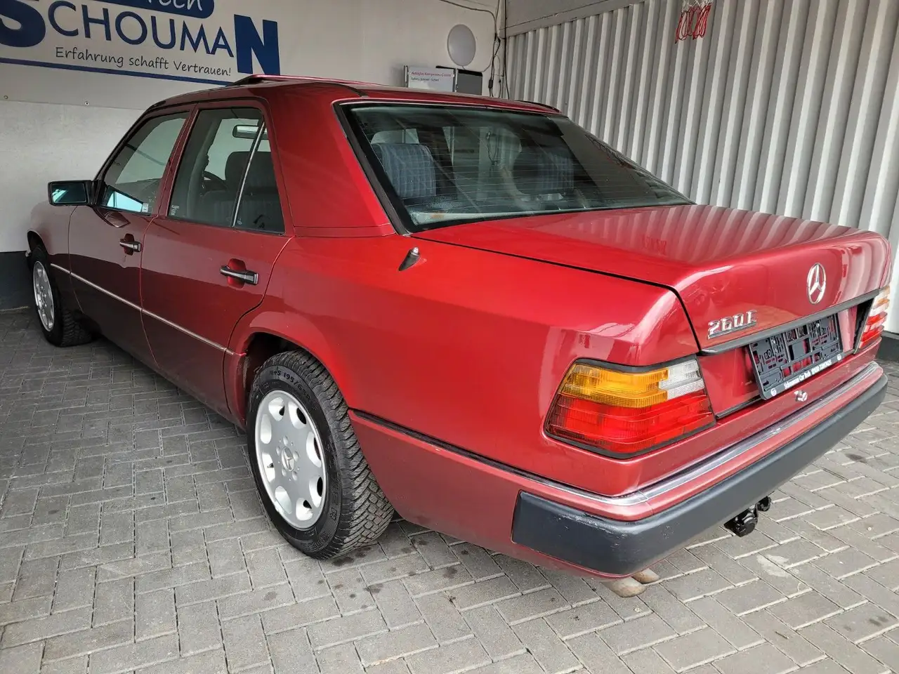 Mercedes-Benz 260 E*Automatik*Schiebedach*TÜV NEU*H-KENNZEICHEN, foto 5