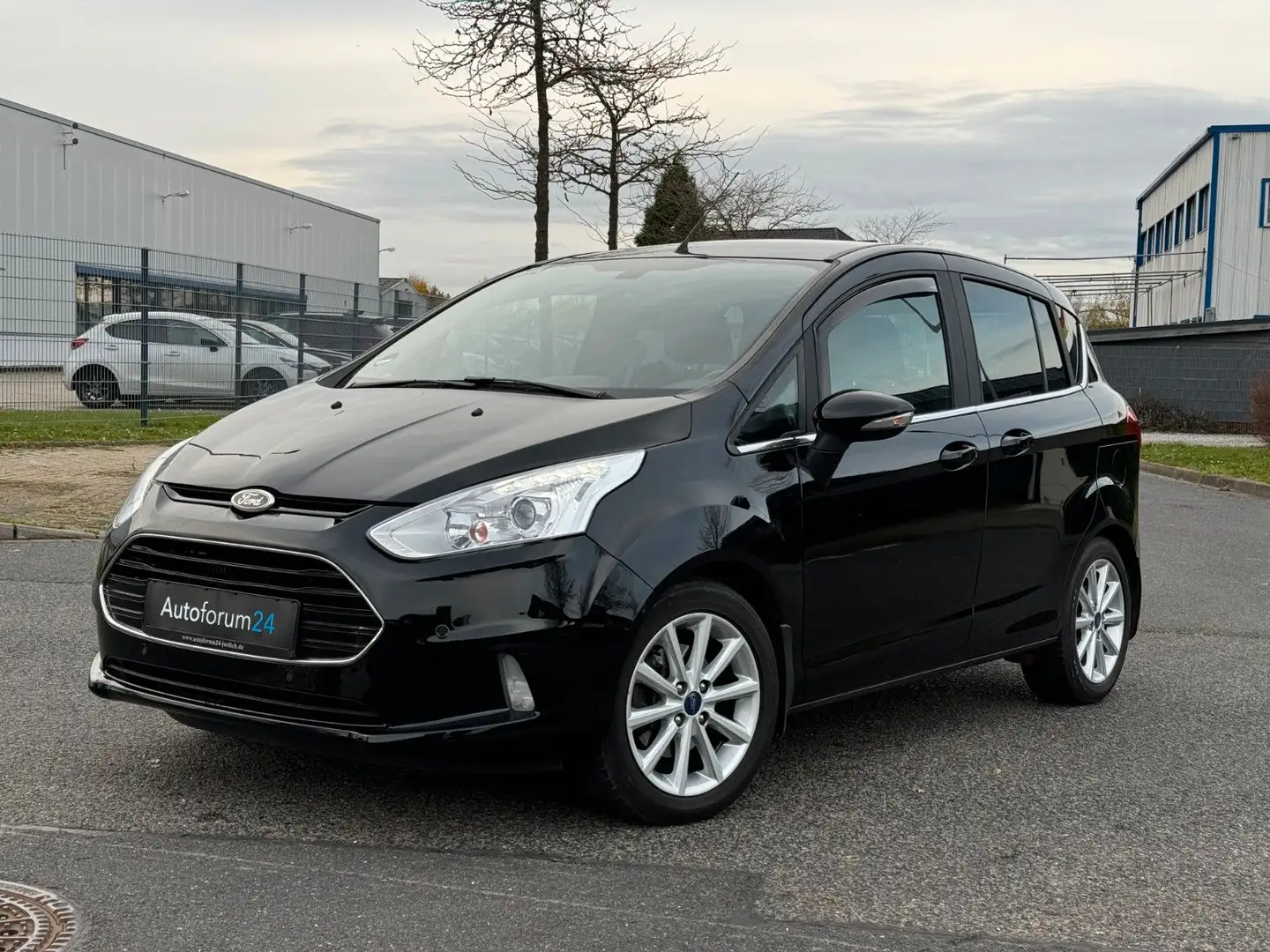 Ford B-Max B-MAX Titanium*8-Fach*PDC*SHZ* Schwarz - 1