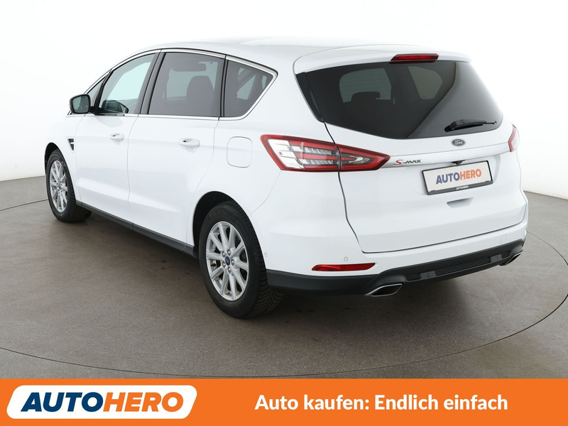 Ford S-Max 2.0 TDCi EcoBlue Titanium Aut.*NAVI*CAM*ACC* — photo 4
