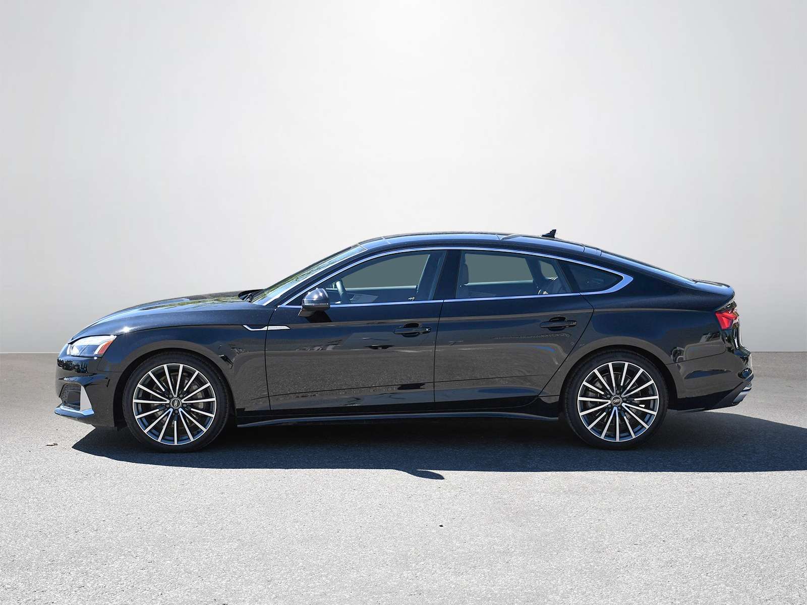 2023 Audi A5 Komfort 45 TFSI quattro alt 4