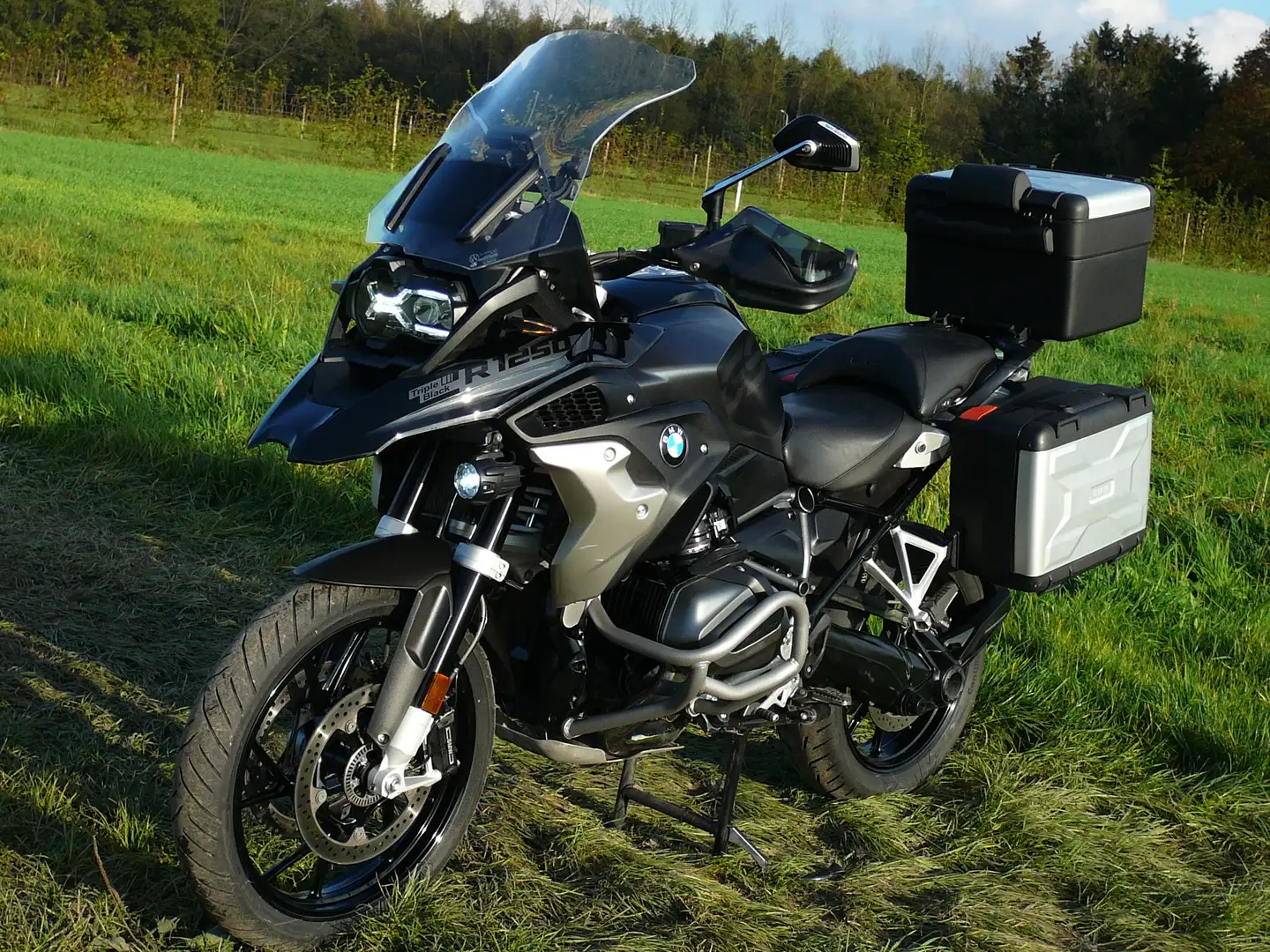 BMW R 1250 GS TRIPLE BLACK FULL OPTION Zwart - 1
