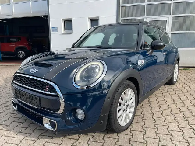 MINI Cooper SD COOPER SD/PANO/AUT/HEAD-UP/SHZ/GARANTIE