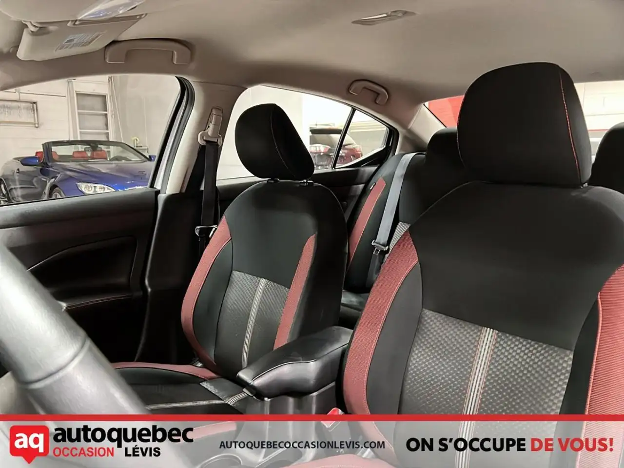 Nissan Versa снимка Nissan Versa