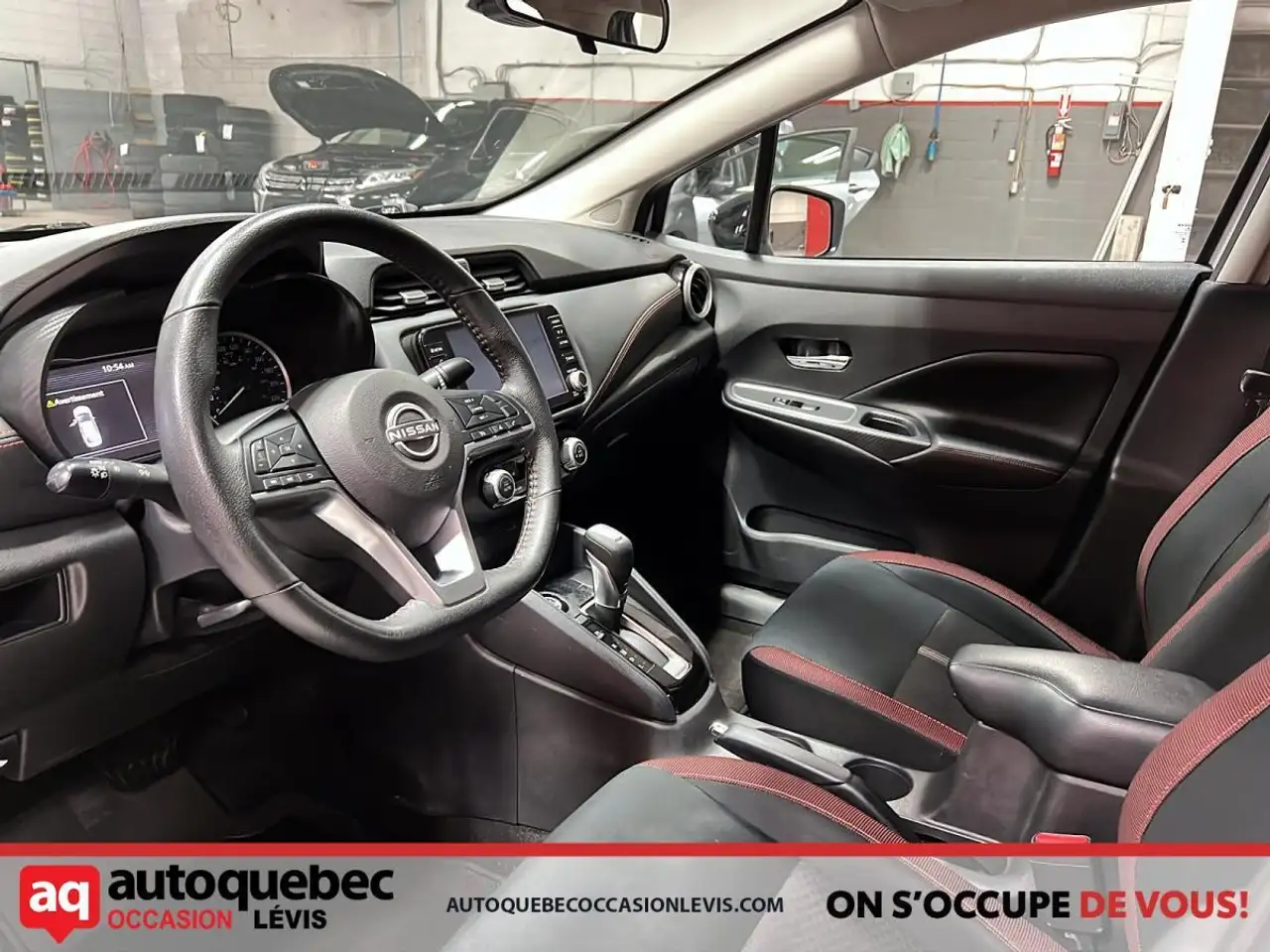 Nissan Versa снимка Nissan Versa