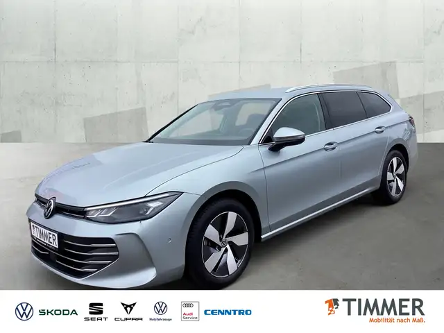 Volkswagen Passat Variant 1.5 eTSI DSG BUSINESS *AHK *360° *RKAM *LED *