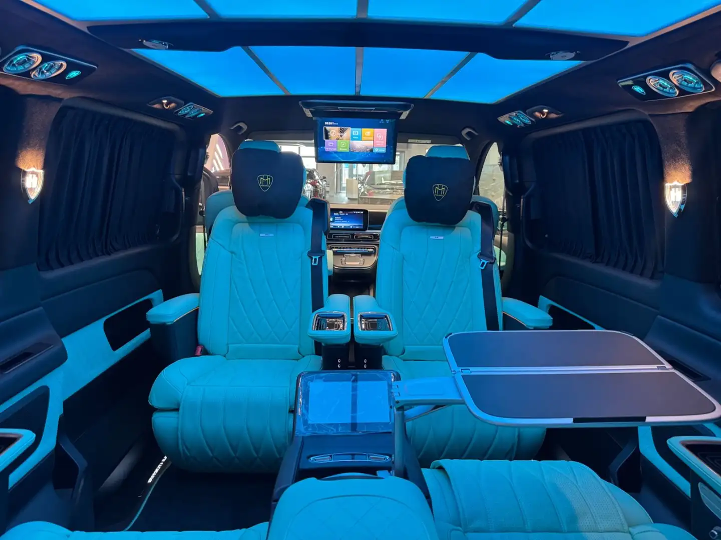 Mercedes-Benz V 300 MH Body kit & Luxuryseat 2025 Grau - 1