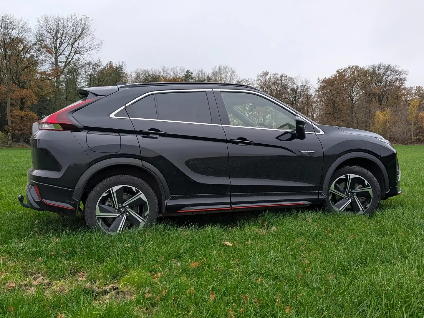 Mitsubishi Eclipse Cross Plug-In Hybrid 4WD Top, TÜV, AU neu, Garantie Zwart - 2
