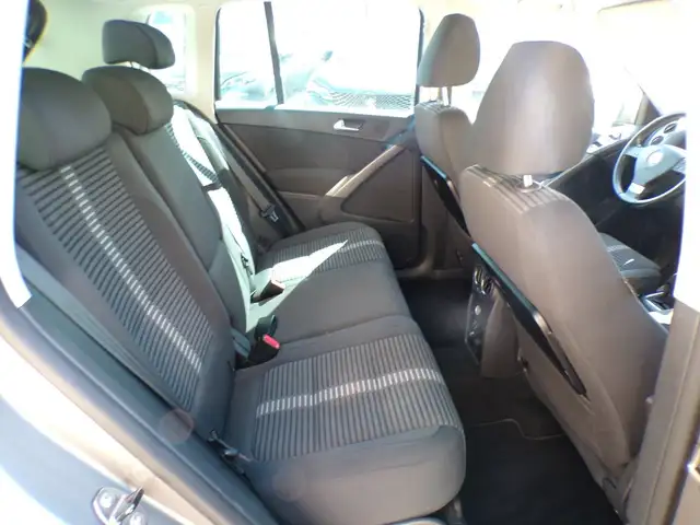 Volkswagen Tiguan view 10