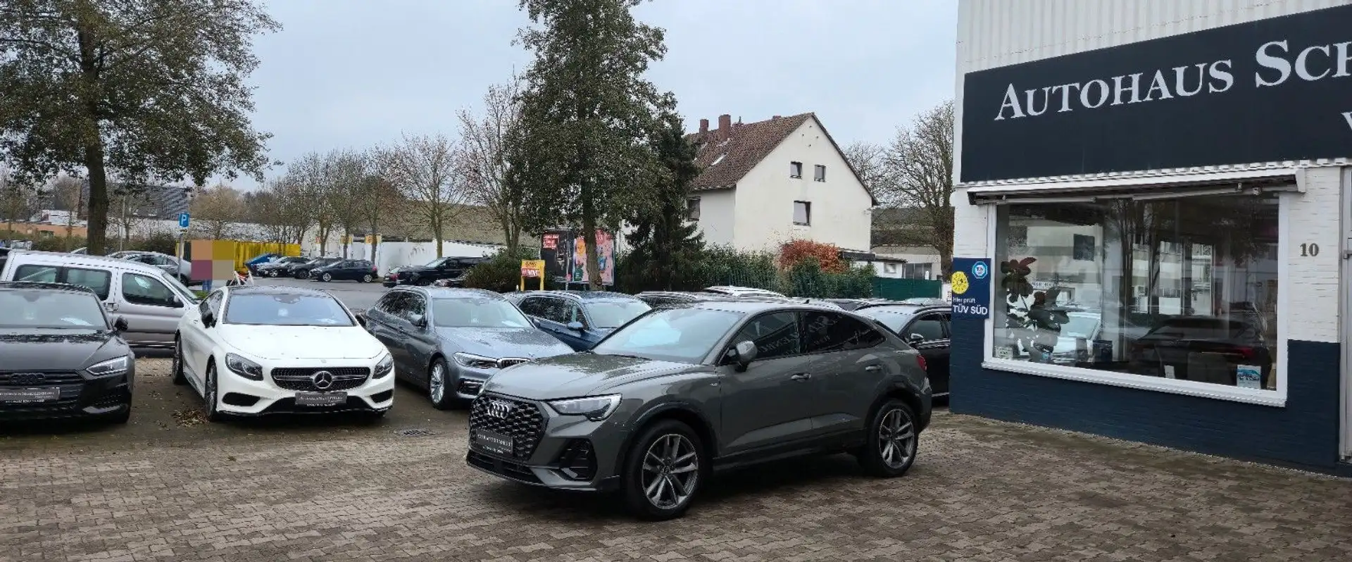 Audi Q3 Sportback 3x S-line quattro Digitaltacho Grau - 2