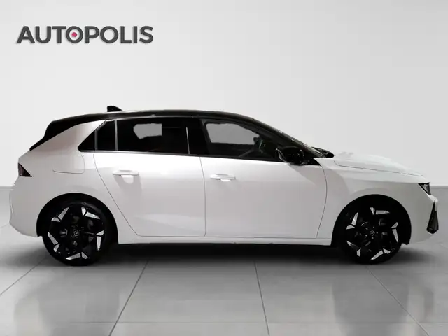 Opel Astra view 8