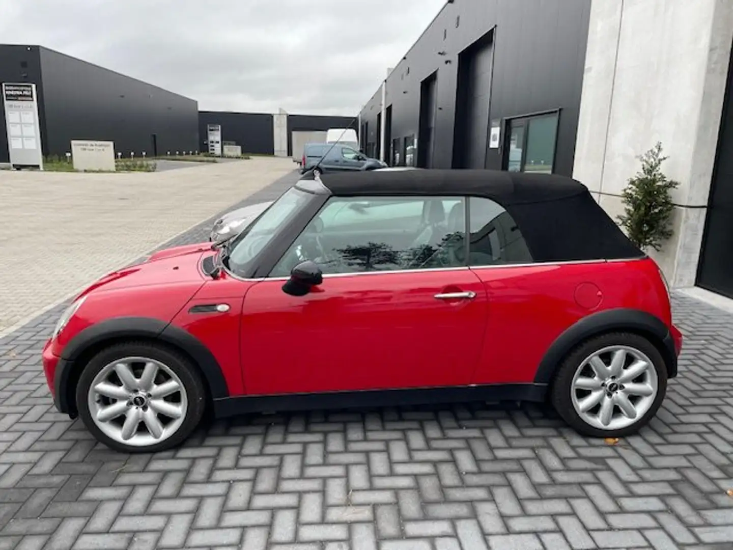 MINI One Cabrio Mini One Cabriolet, 1.6I, Leder, Mooie staat Rouge - 1