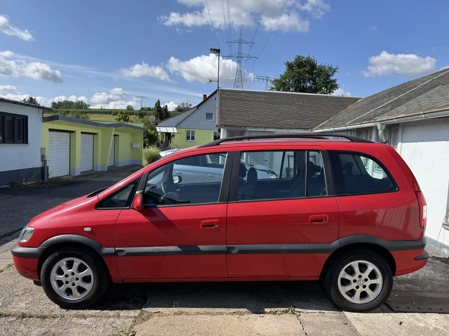 Opel Zafira Njoy Rosso - 2