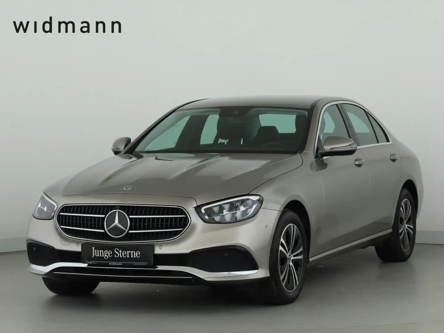 Mercedes-Benz E 220 d Avantgarde*Navi*Standh*PTS*SH*360°Kamera Plateado - 1