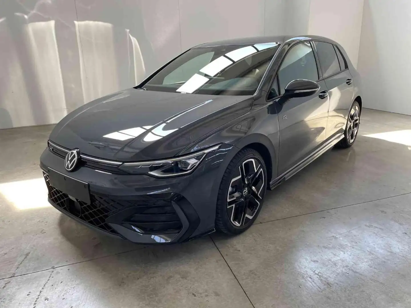 Volkswagen Golf 2.0 TDI 150 CV DSG R-Line 30 YEAR Grigio - 1