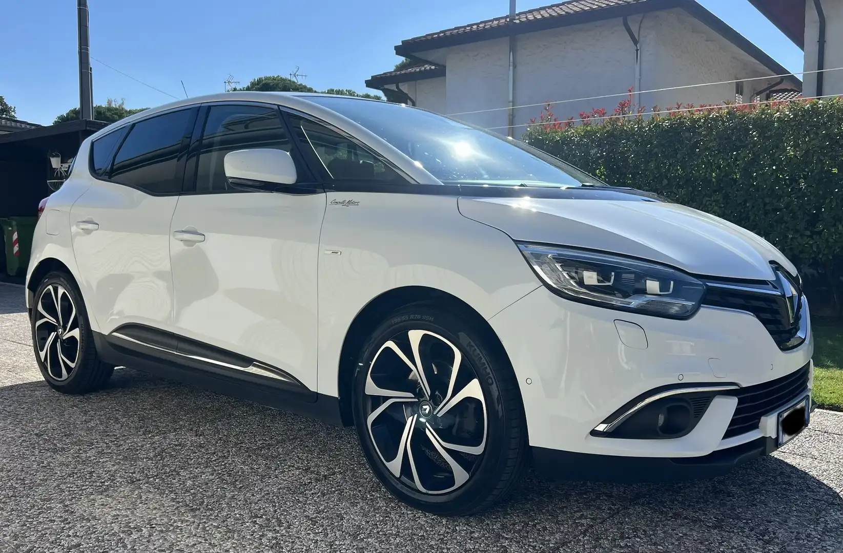 Renault Scenic 1.5 dci energy Bose 110cv edc - 2