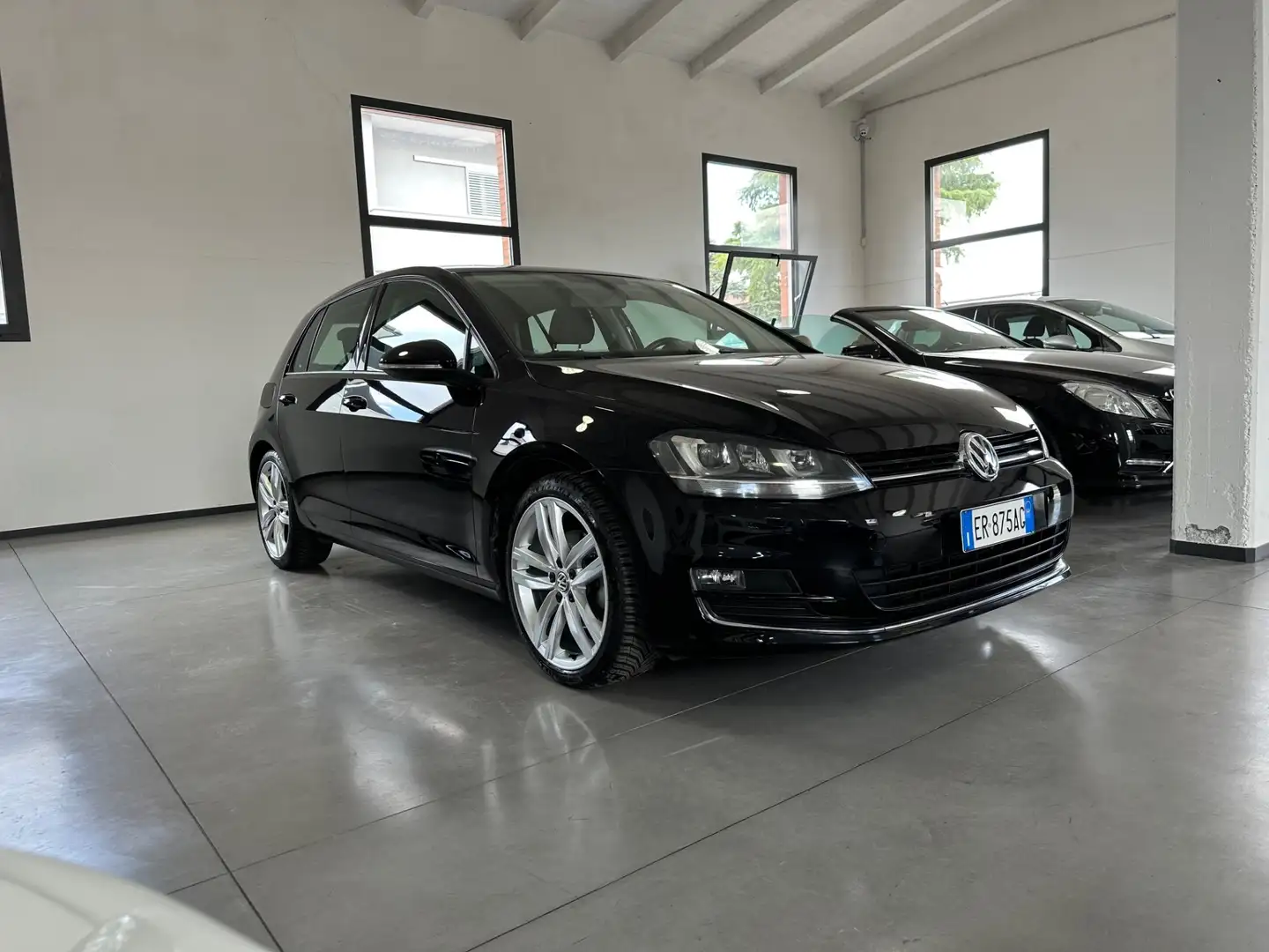 Volkswagen Golf Golf 2.0 TDI 5p. Highline BlueMotion Technology Zwart - 2