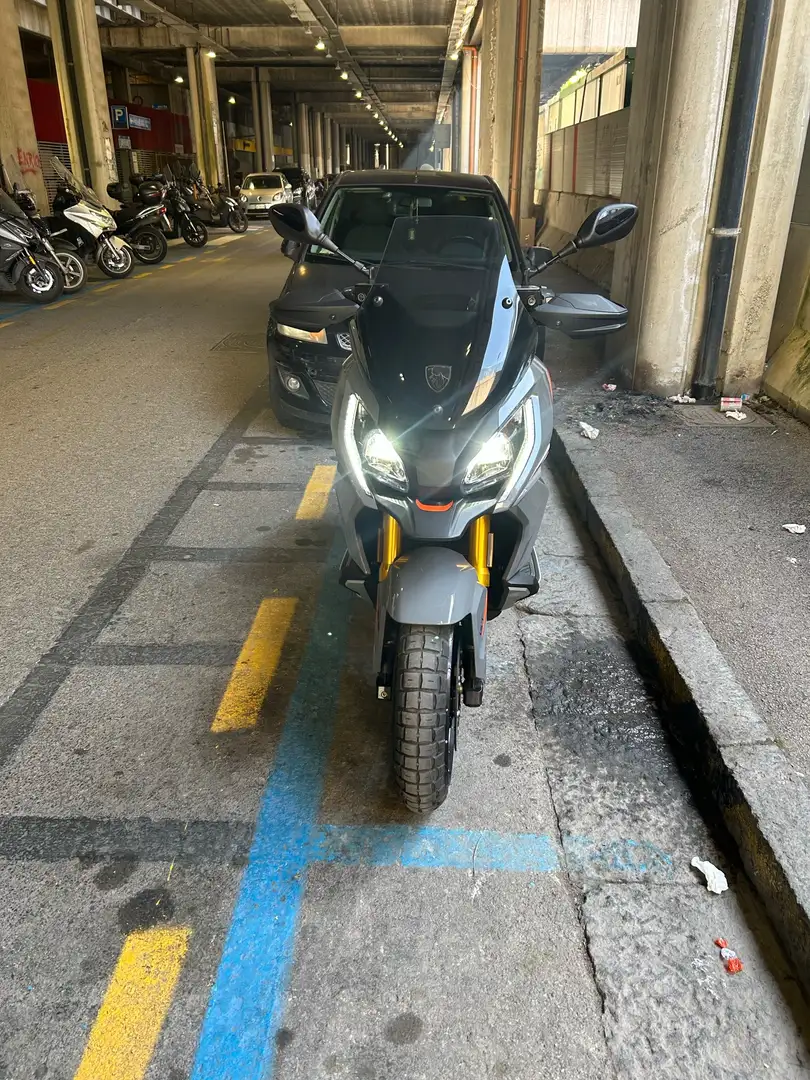 Peugeot XP400 GT - 1