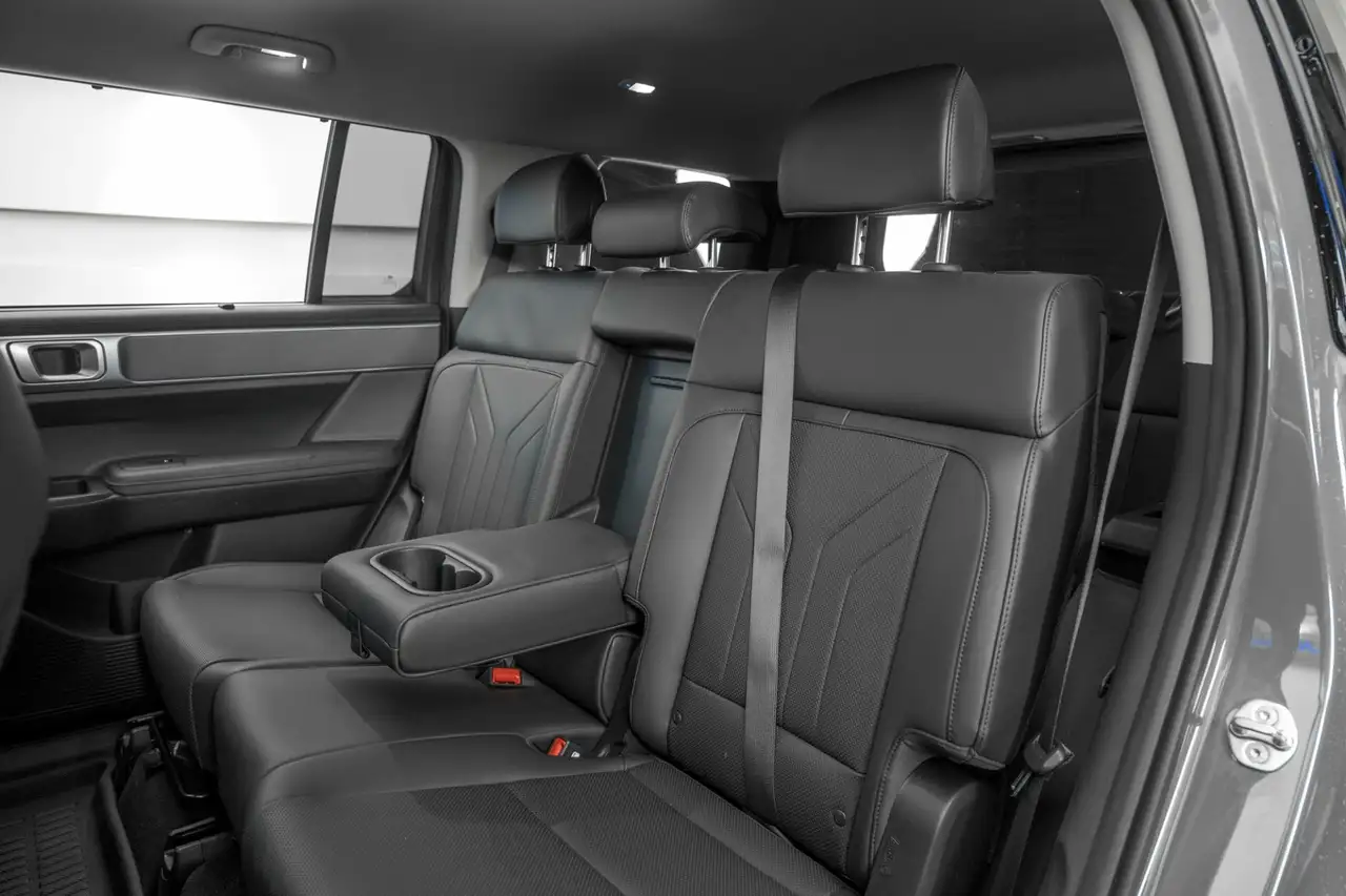 Hyundai SANTA FE снимка Hyundai SANTA FE