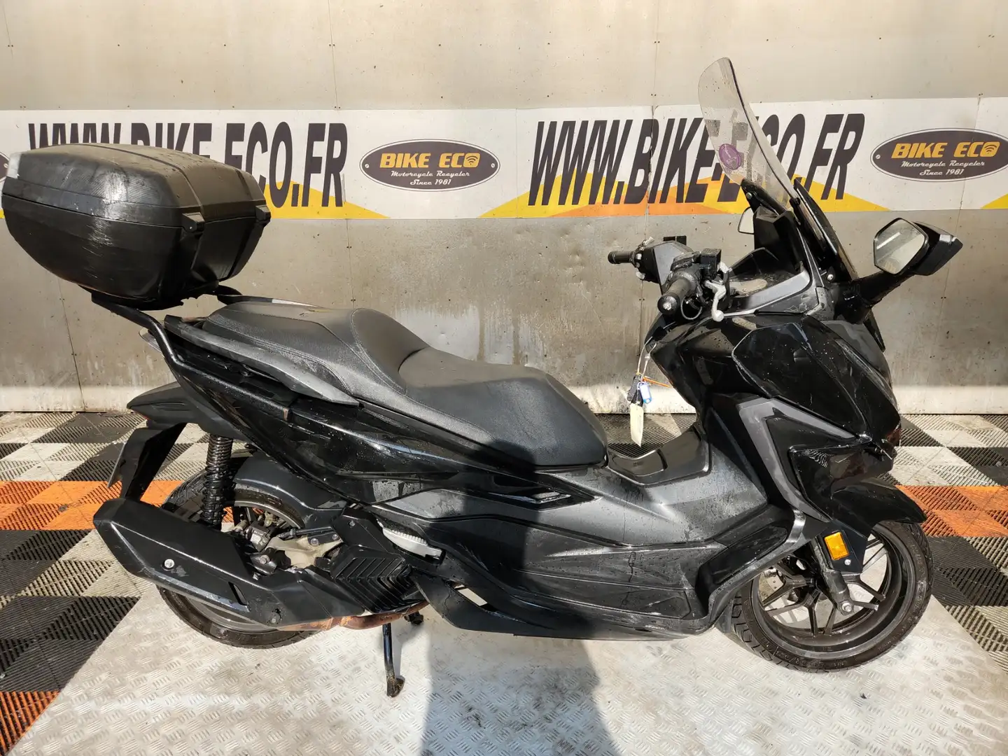 Honda Forza 125 Noir - 1