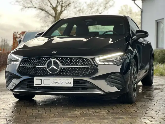 Mercedes-Benz CLA 180 Autom Progressive coupé 2025 keylessgo camera