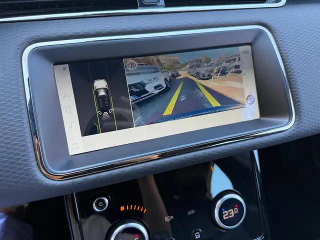 Land Rover Range Rover Evoque view 12