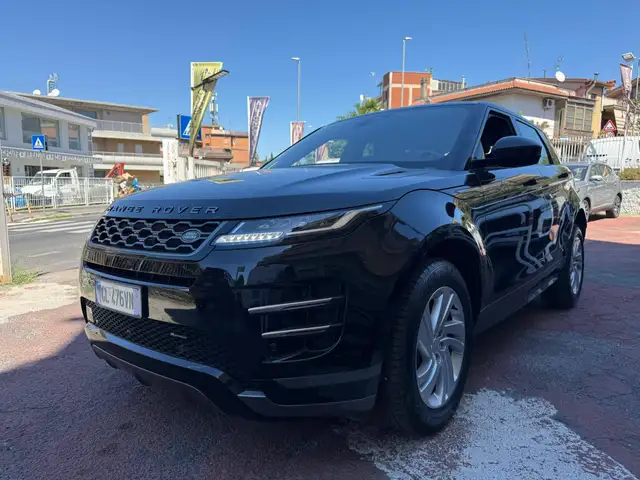 Land Rover Range Rover Evoque view 3