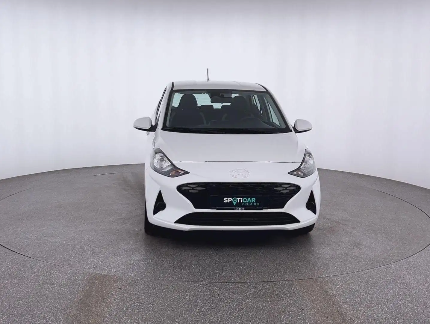 Hyundai i10 Trend 1.0*NAVI*SHZ*RFK*uvm Weiß - 2