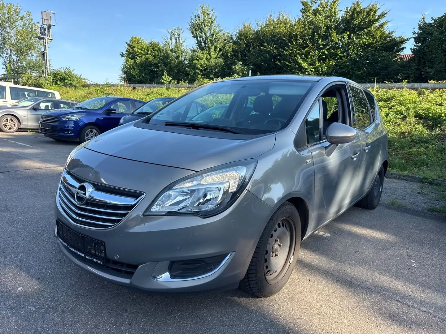 Opel Meriva B Innovation *tempomat*klima*PDC*NAVI* Grau - 1