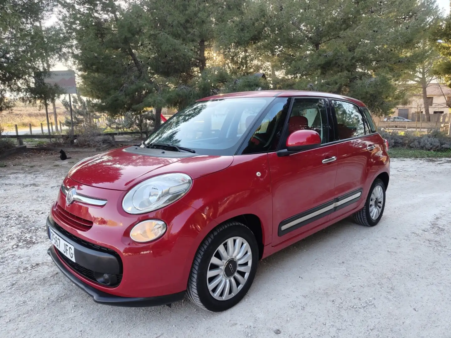 Fiat 500L 1.4 Pop Star Rood - 1