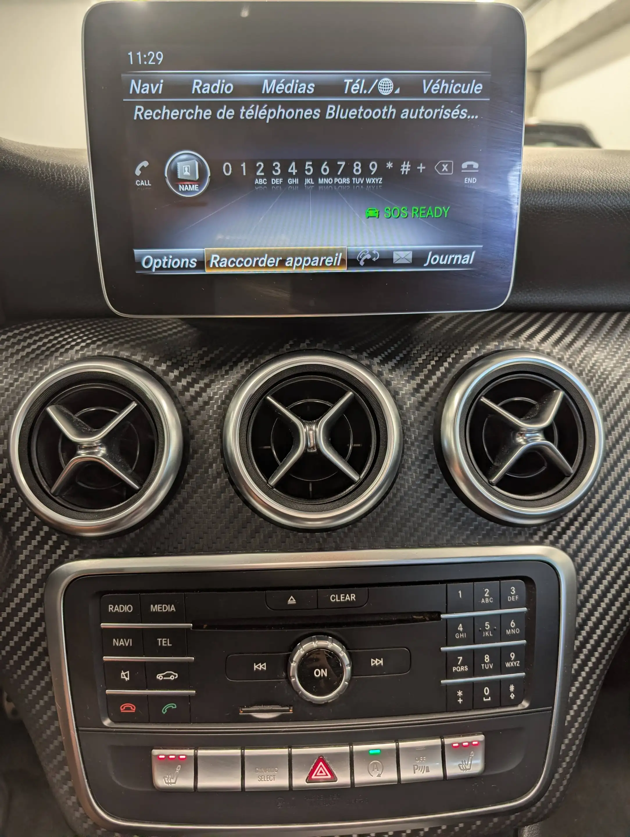 Mercedes-Benz A 180 d AMG Line *PANO-FULL LED-PARKTRONIC-NAVI-CAMERA* — photo 12