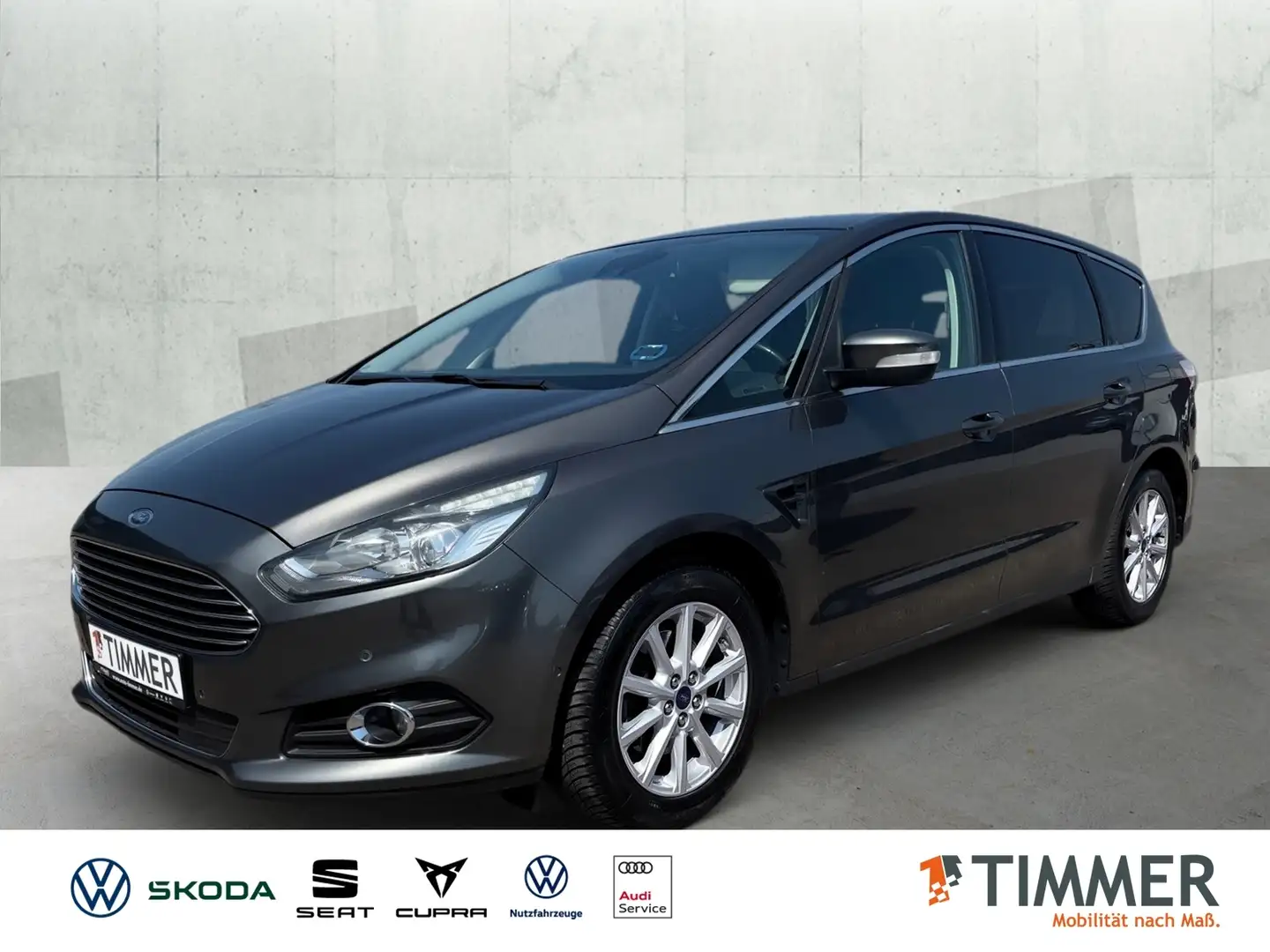Ford S-Max Diesel Titanium Silber - 1