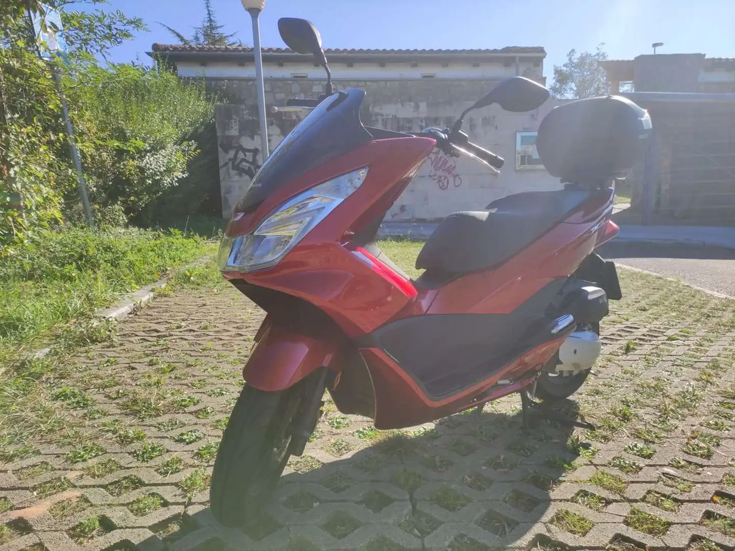 Honda PCX 125 Rojo - 1