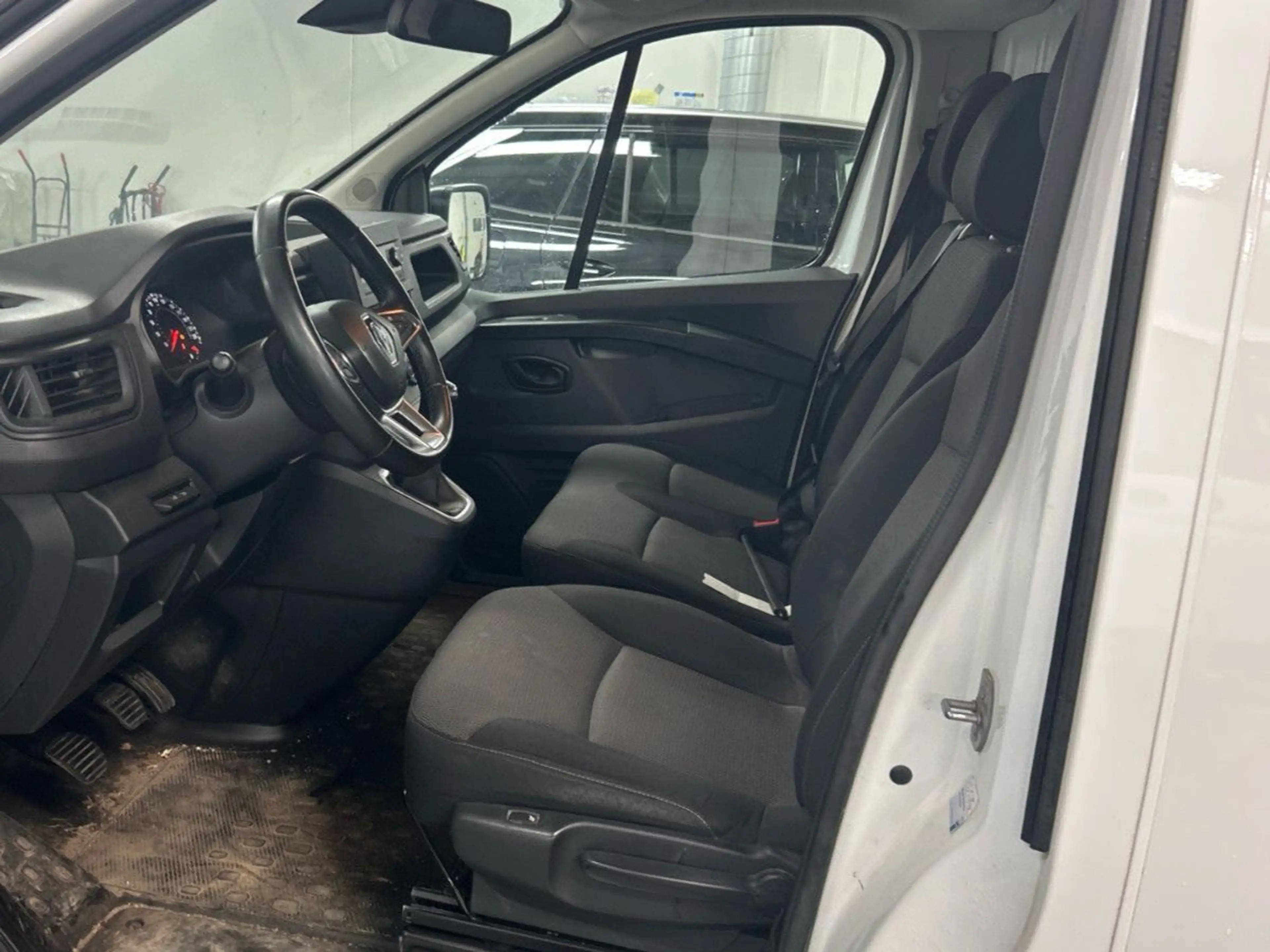 Renault Trafic Kasten L2H1 3,0t Komfort — photo 5