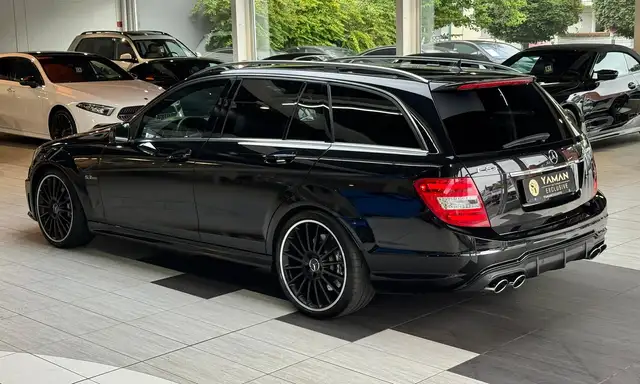 Mercedes-Benz C-Class view 11