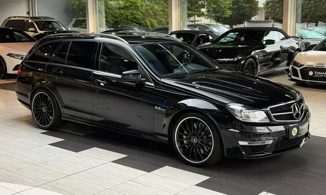 Mercedes-Benz C-Class view 5
