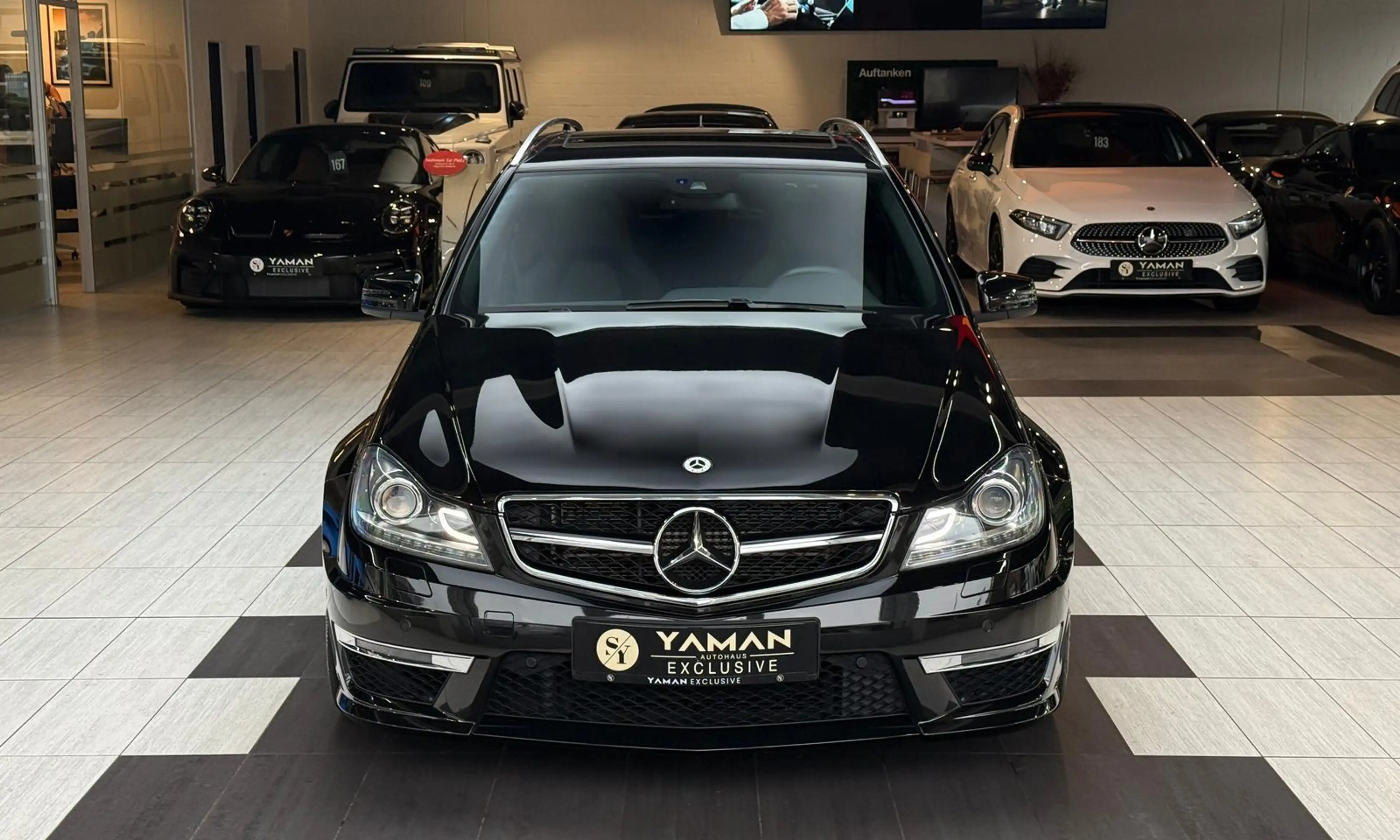 Mercedes-Benz C 63 AMG C 63 T AMG 6.2 V8 H&K*BI-XENON*Schiebedach — photo 3