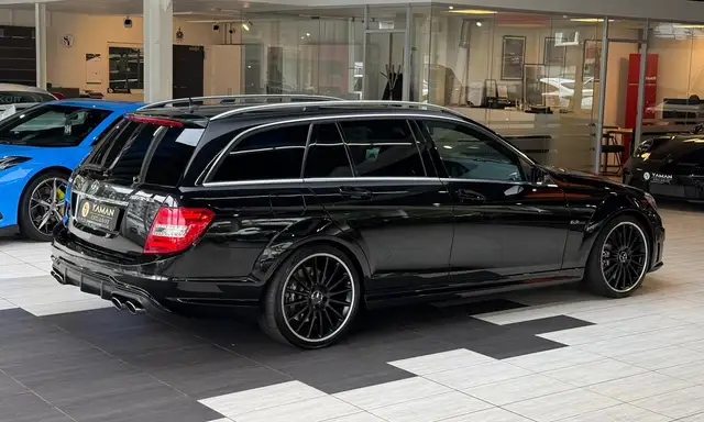 Mercedes-Benz C-Class view 8