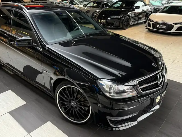 Mercedes-Benz C-Class view 6