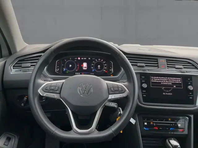 Volkswagen Tiguan Allspace view 10