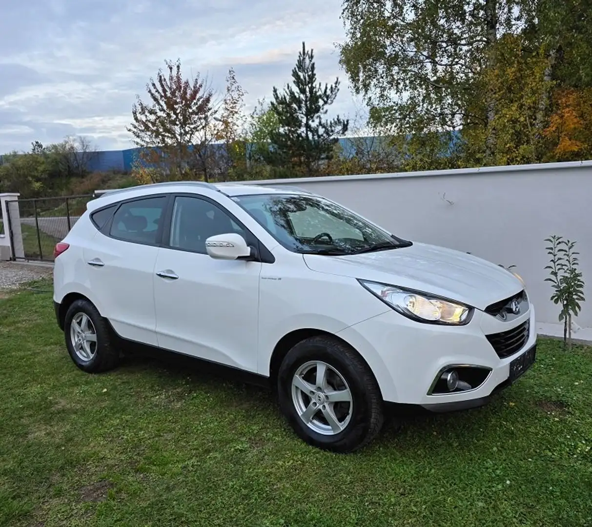Hyundai iX35 iX35 2,0 CRDi 4WD Weiß - 2