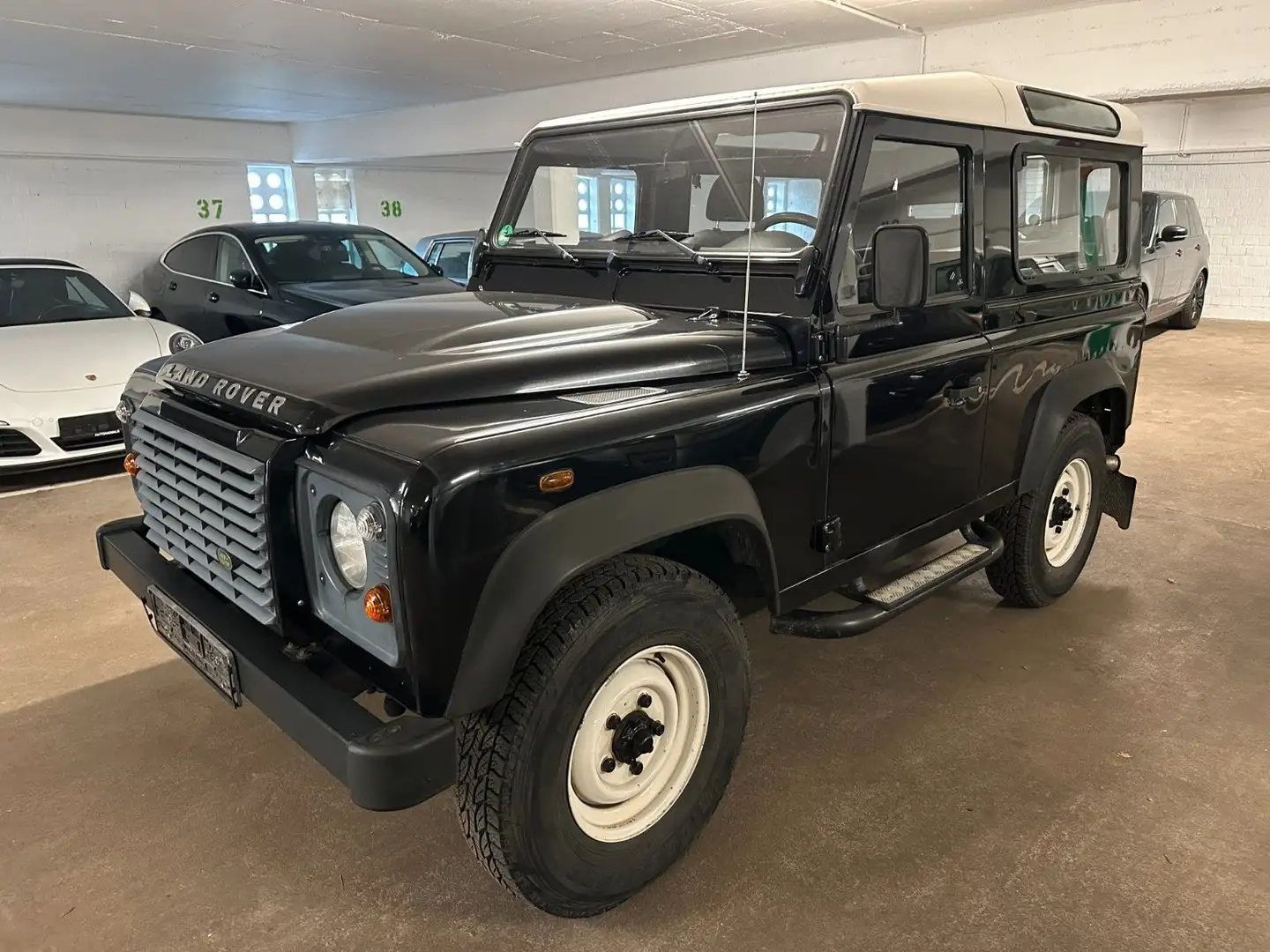 Land Rover Defender 90 Td4 Station Wagon E  *1-Hd / 87-Tkm* Schwarz - 1
