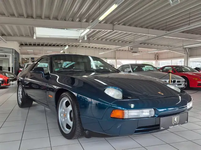 Porsche 928 GTS/Deutsch/Kpl. Historie/SD/Blau mit grau